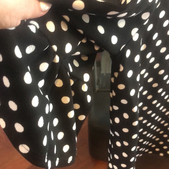 Pokadot top - Picture 5 of 5